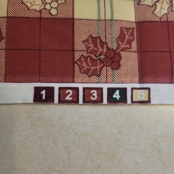 Cotton Fabric Holly Leaves Berries Red Cream Plaid Christmas Print 18x44" CPW - Picture 5 of 10